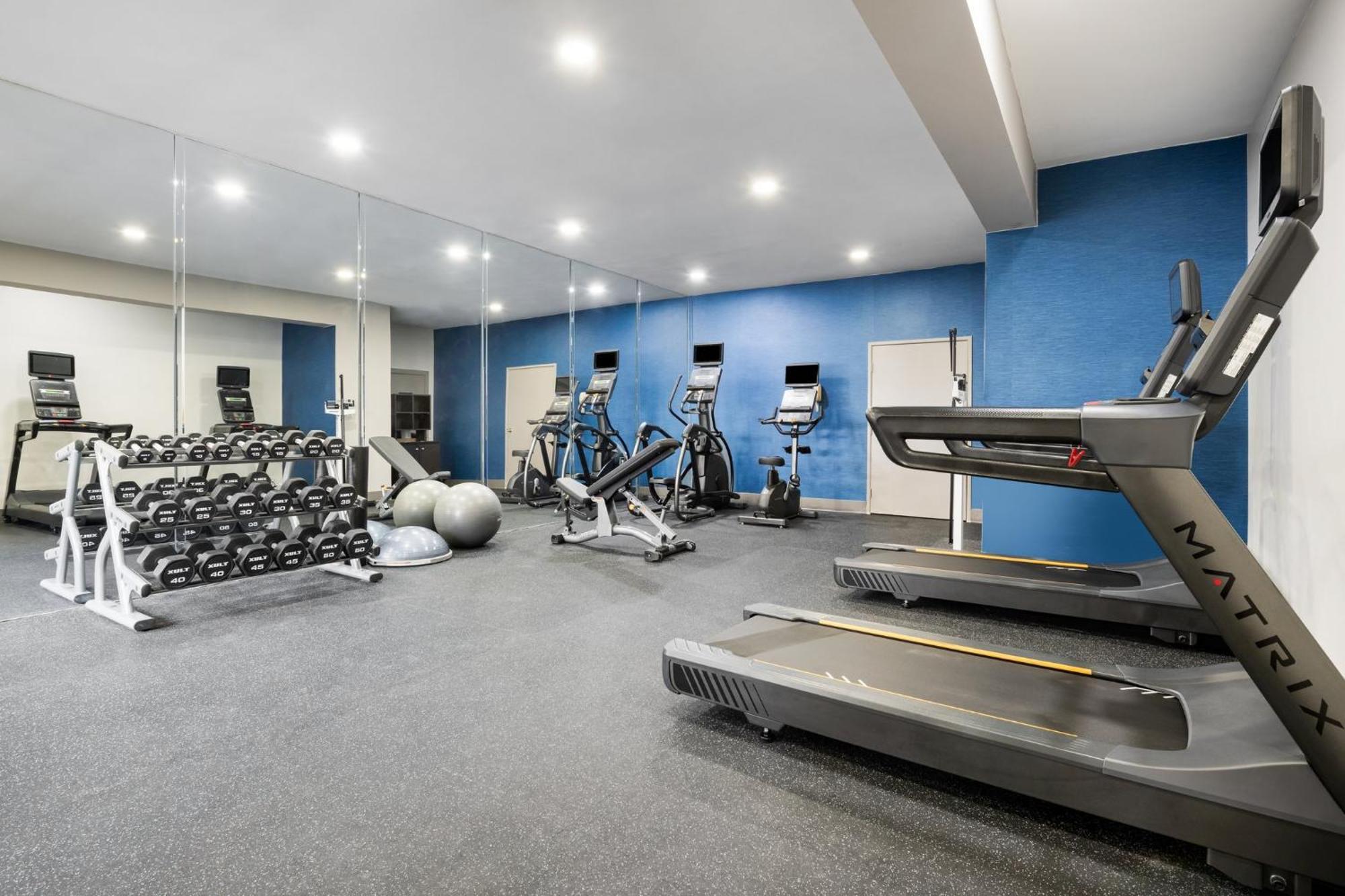 Holiday Inn Express Simi Valley By Ihg Bagian luar foto